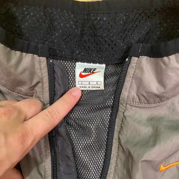 VTG Olive Green Nike Windbreaker - Picture 3 of 4